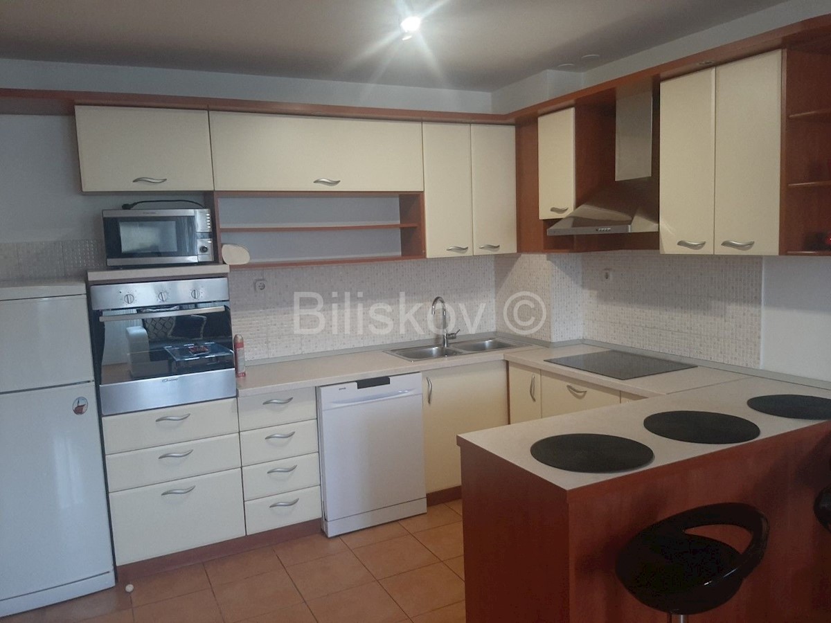 Apartment Zu vermieten - SPLITSKO-DALMATINSKA SPLIT