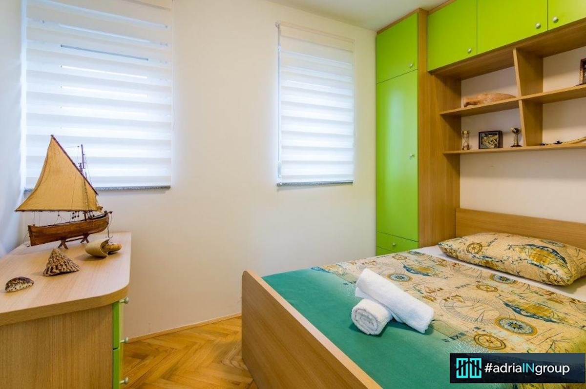 Flat For sale - SPLITSKO-DALMATINSKA PODSTRANA