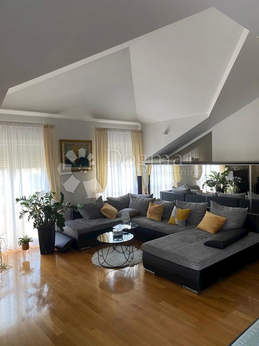 Flat For sale - SPLITSKO-DALMATINSKA SPLIT