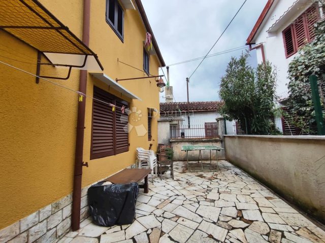 Haus Zu verkaufen - Primorsko-goranska Rijeka - foto 2/16