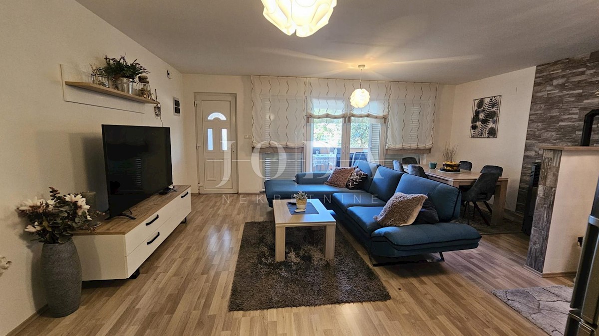 Apartment Zu verkaufen - PRIMORSKO-GORANSKA NOVI VINODOLSKI