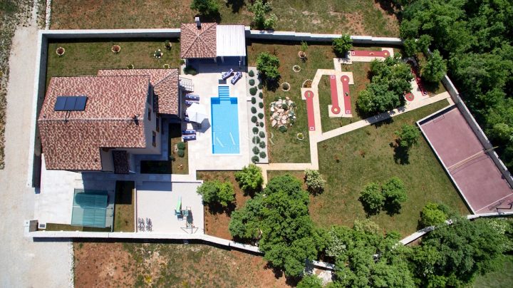 Hiša na predaj 295 m² – Svetvinčenat