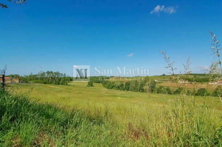 Działka na sprzedaż 755 m² – Vižinada