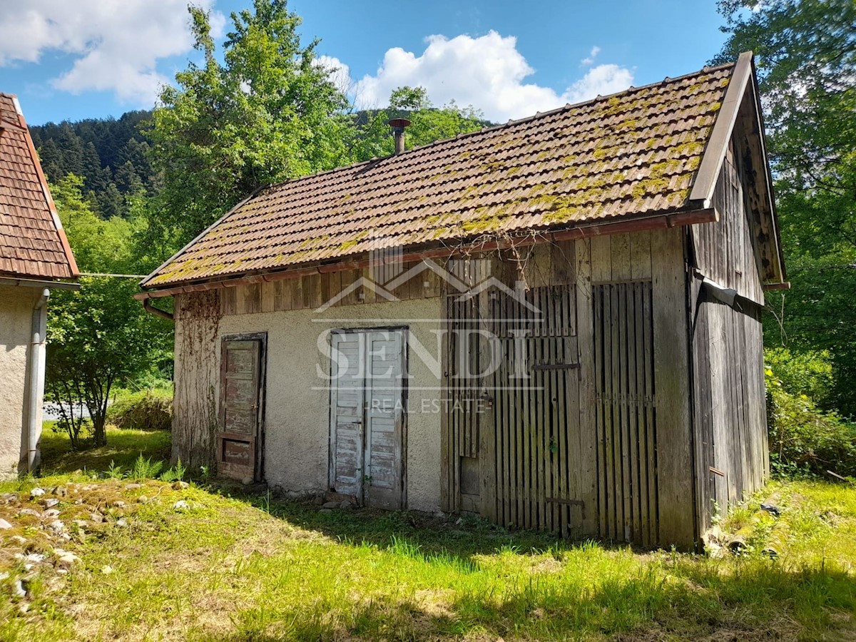 Haus Zu verkaufen - PRIMORSKO-GORANSKA DELNICE