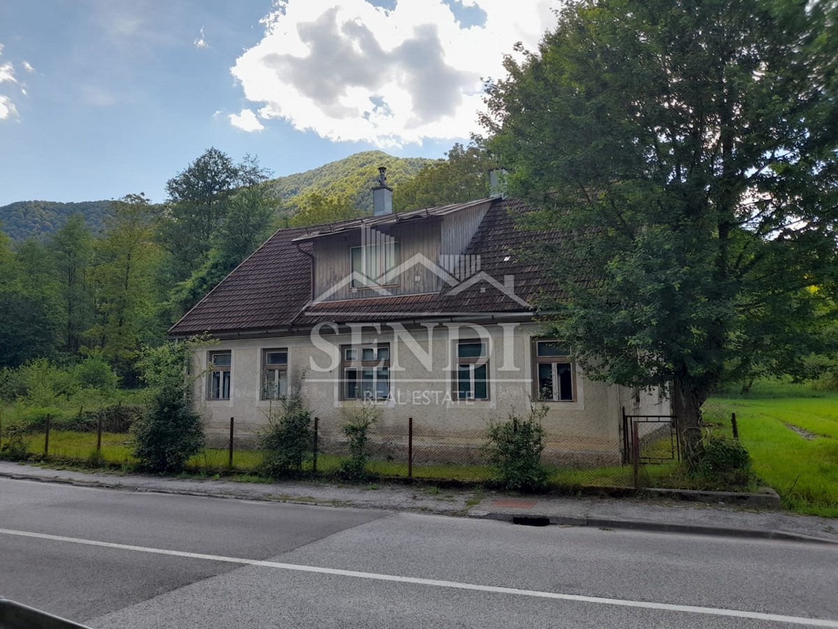 Haus Zu verkaufen - PRIMORSKO-GORANSKA DELNICE