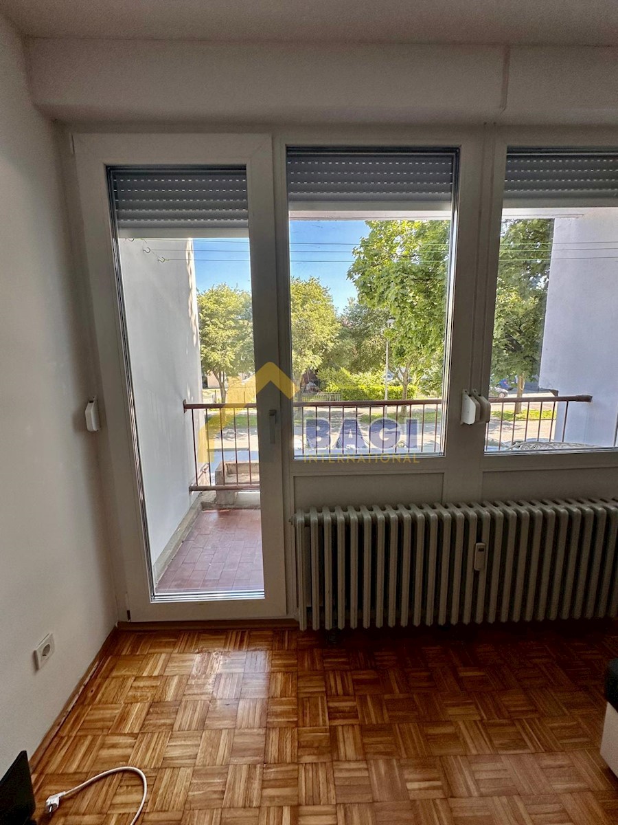 Appartement À louer - GRAD ZAGREB ZAGREB