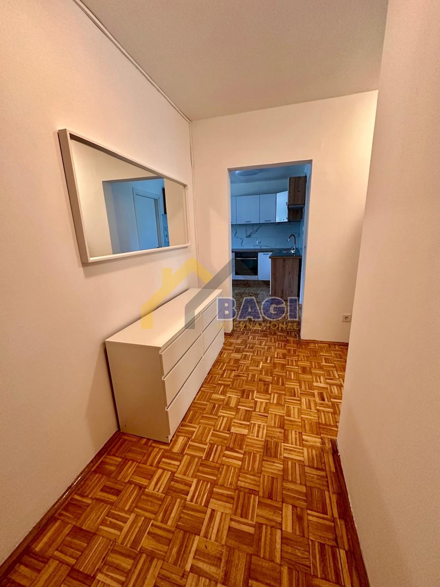 Appartement À louer - GRAD ZAGREB ZAGREB