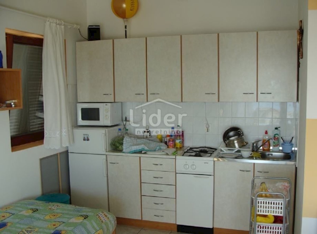 Apartma Na predaj - LIČKO-SENJSKA NOVALJA