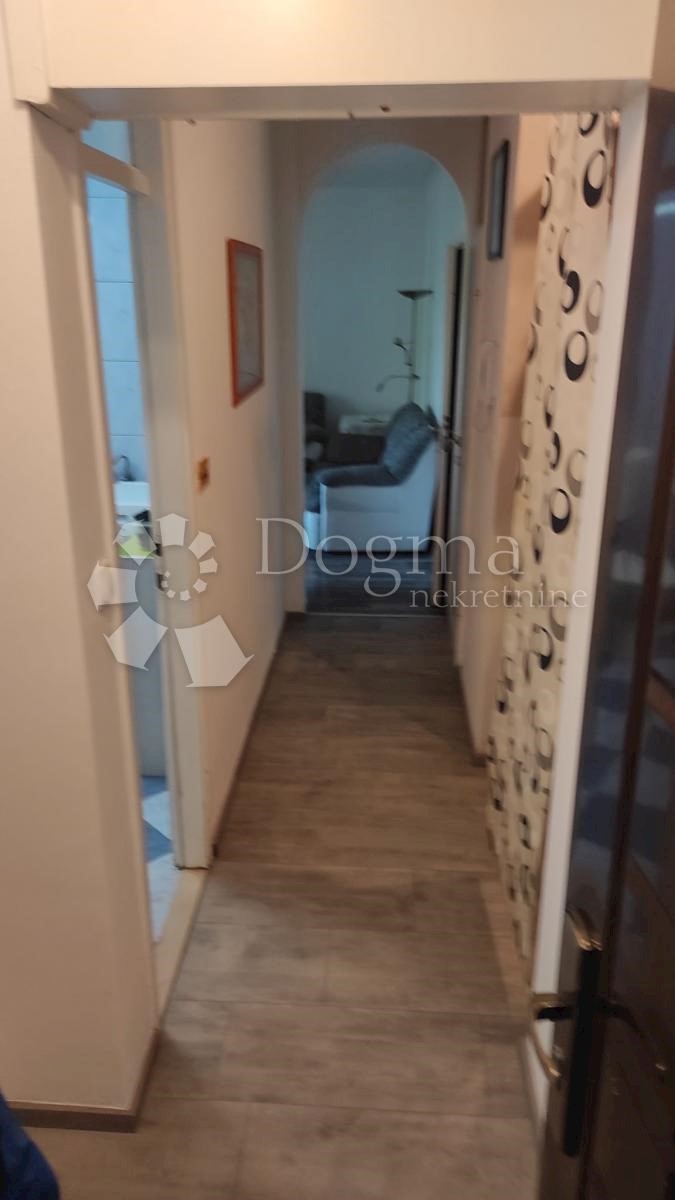 Apartmán Na predaj - SPLITSKO-DALMATINSKA SPLIT