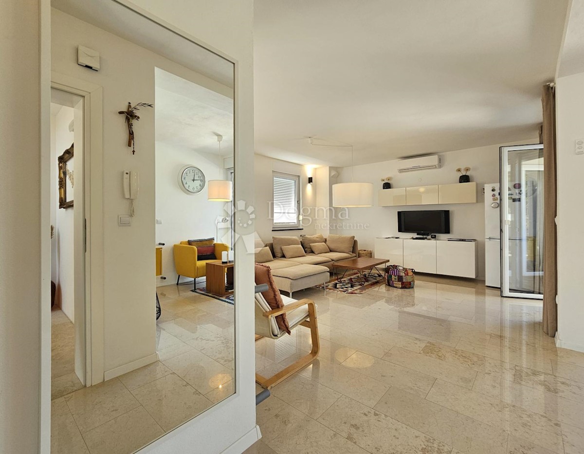 House For sale - ISTARSKA NOVIGRAD