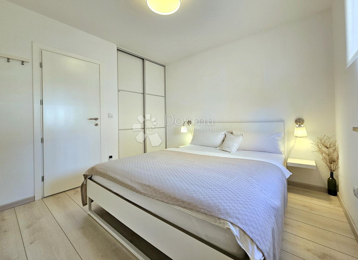 House For sale - ISTARSKA NOVIGRAD