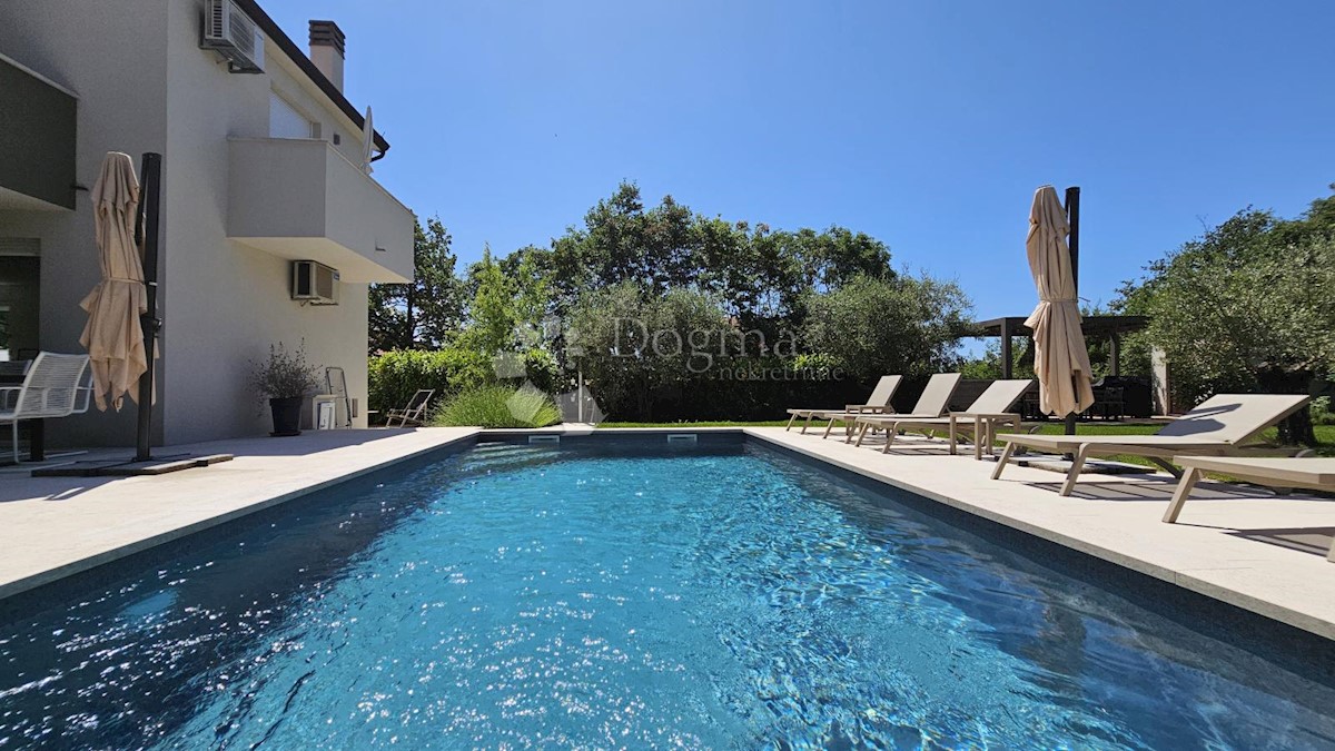 House For sale - Istarska Novigrad - foto 2/56