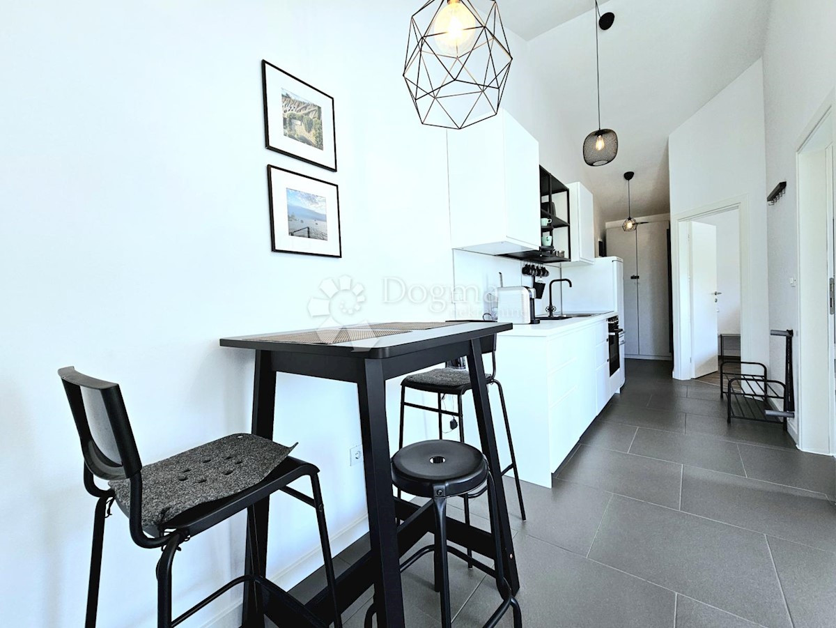 House For sale - ISTARSKA NOVIGRAD