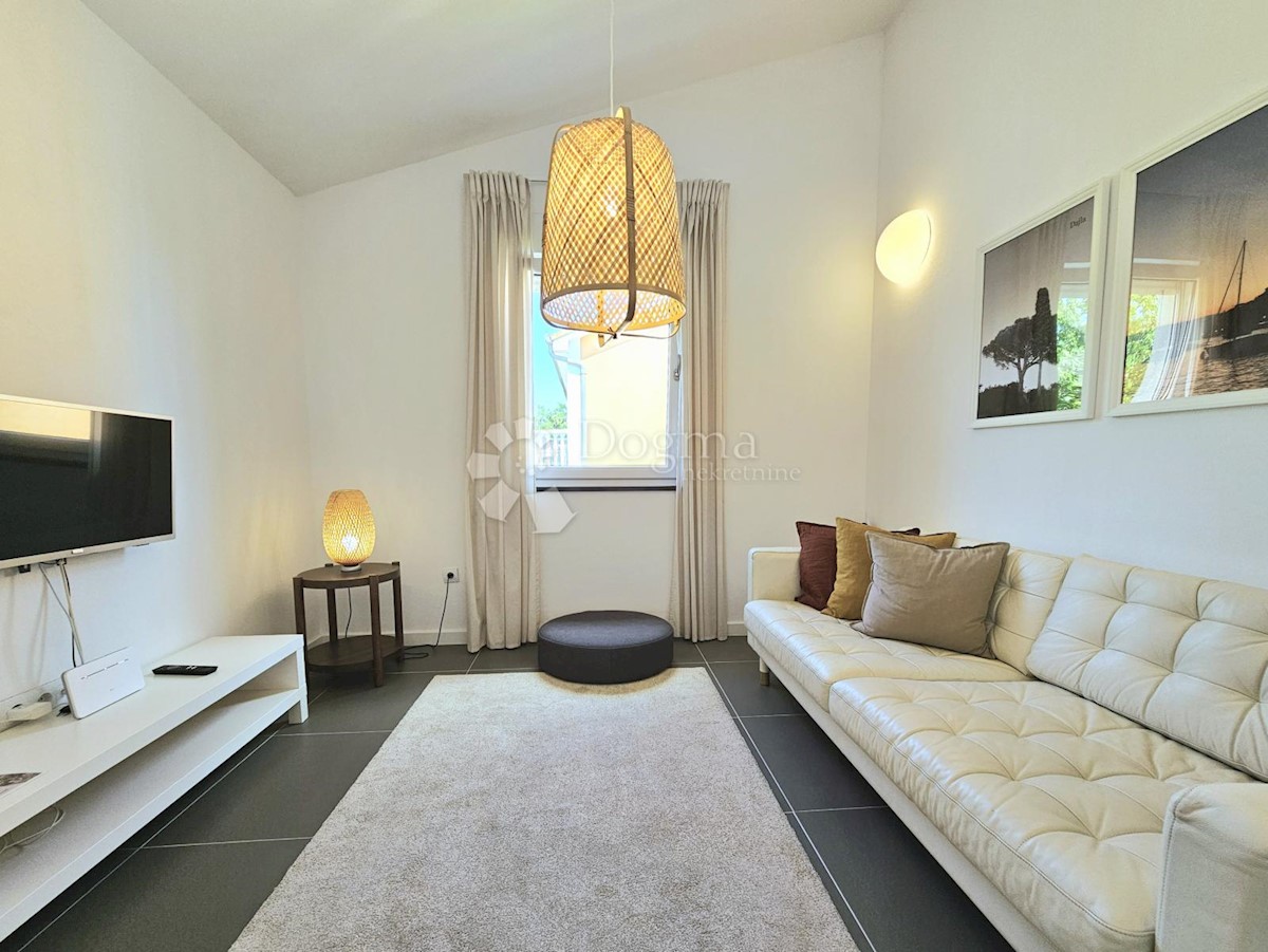 House For sale - ISTARSKA NOVIGRAD
