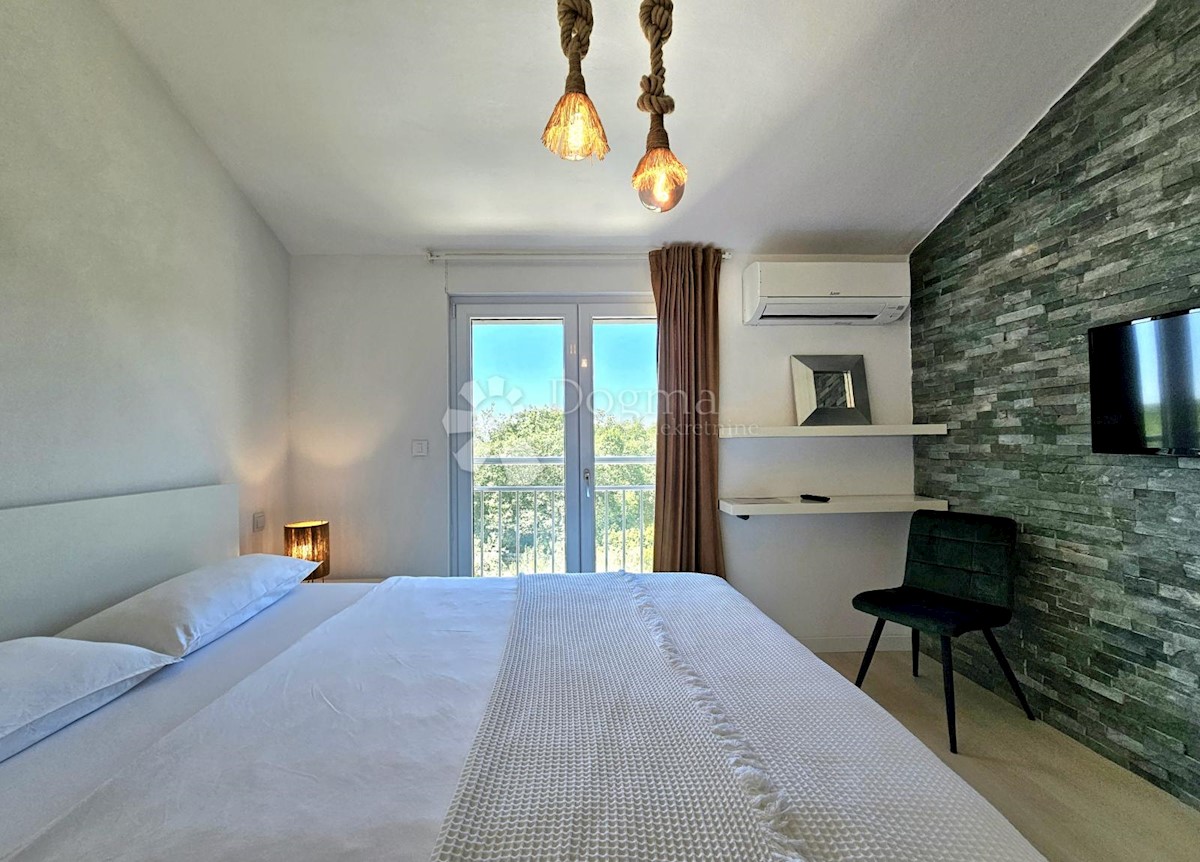 House For sale - ISTARSKA NOVIGRAD