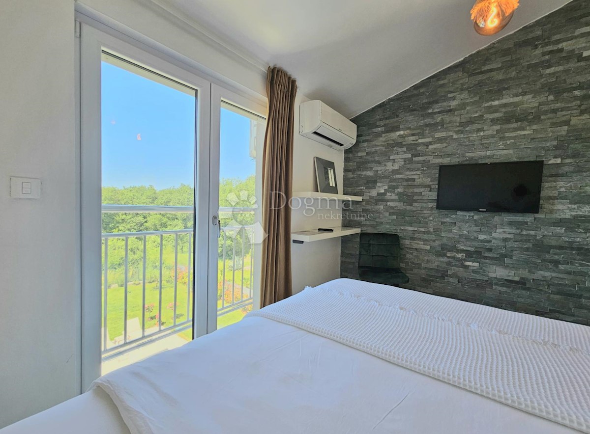 House For sale - ISTARSKA NOVIGRAD
