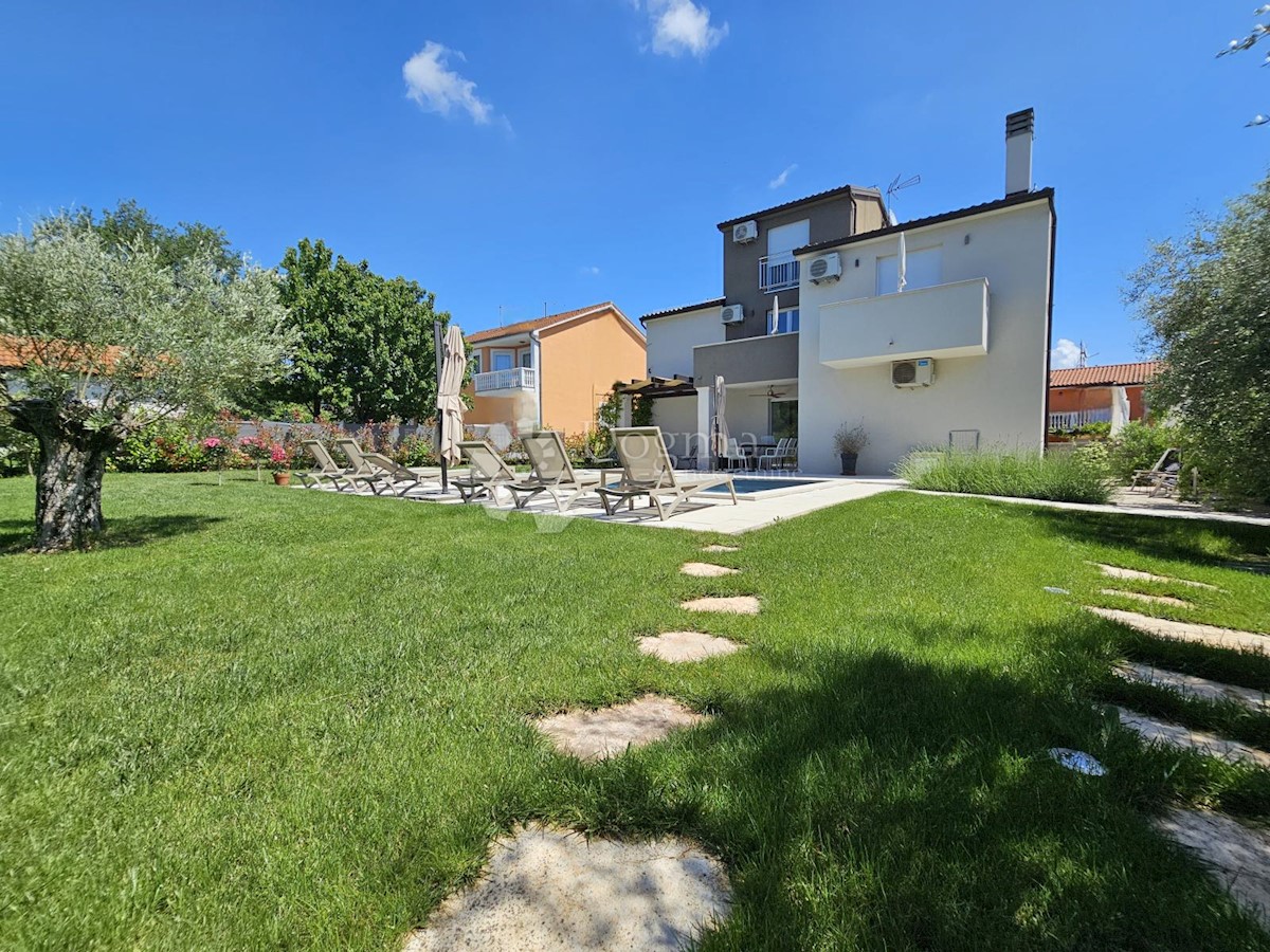 House For sale - ISTARSKA NOVIGRAD