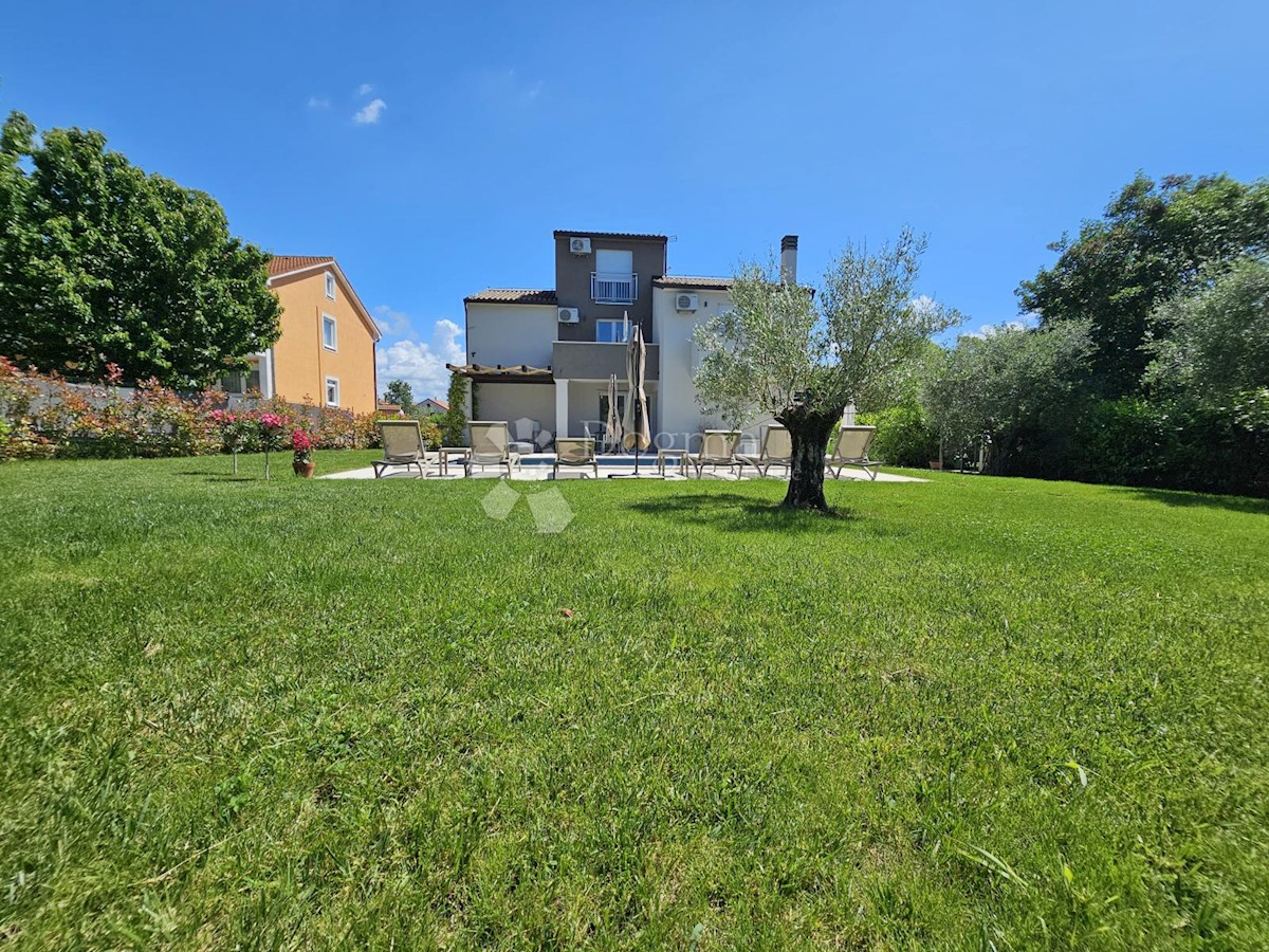 House For sale - ISTARSKA NOVIGRAD