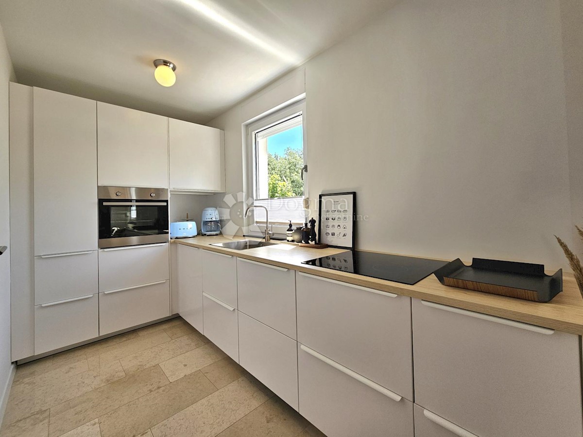 House For sale - ISTARSKA NOVIGRAD