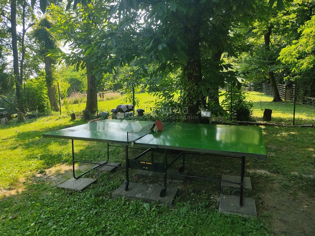 Maison À vendre - SISAČKO-MOSLAVAČKA Petrinja