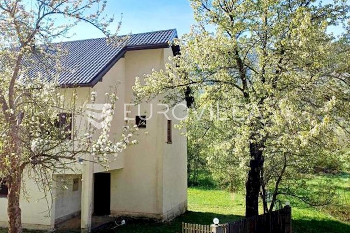 House For sale - LIČKO-SENJSKA GOSPIĆ