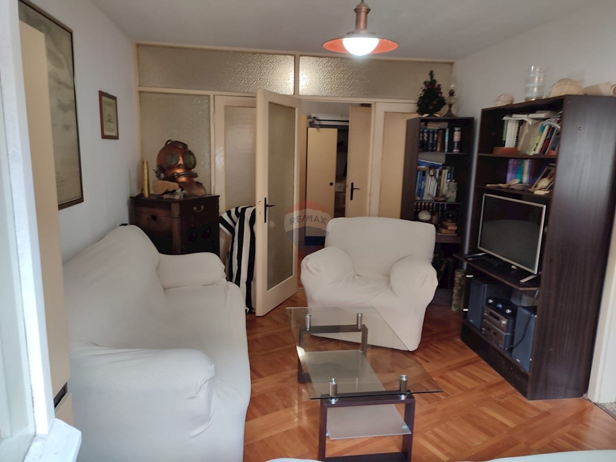 Apartment Zu verkaufen - ŠIBENSKO-KNINSKA ŠIBENIK