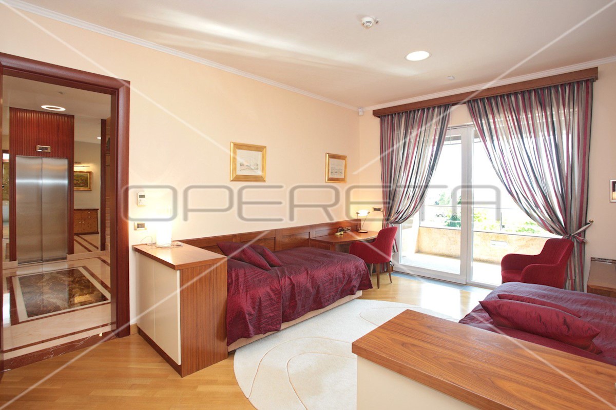 Maison À vendre - GRAD ZAGREB ZAGREB