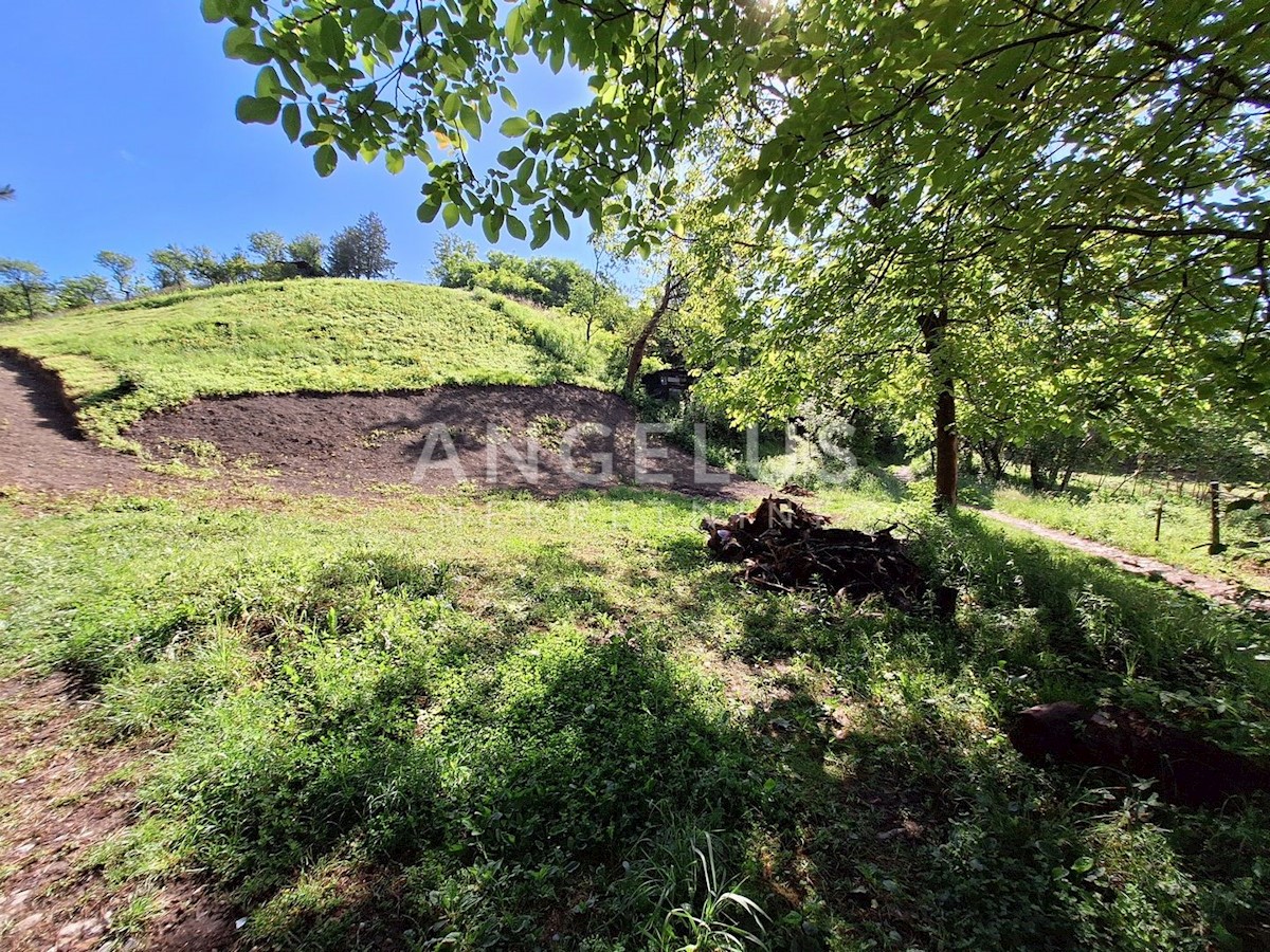 Zemljište Na prodaju - GRAD ZAGREB ZAGREB