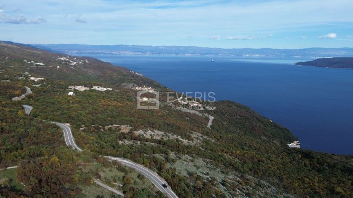 Parcela na predaj 8512 m² – Plomin