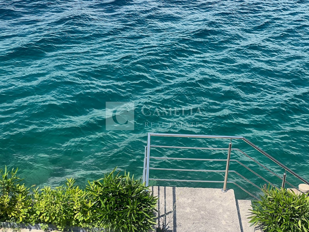 Haus Zu verkaufen - ŠIBENSKO-KNINSKA ŠIBENIK