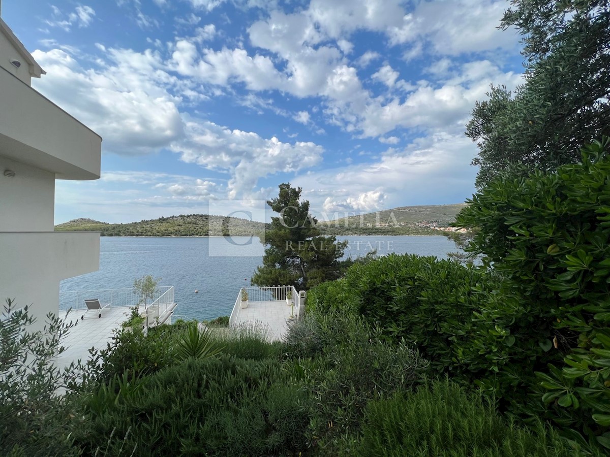 Haus Zu verkaufen - ŠIBENSKO-KNINSKA ŠIBENIK