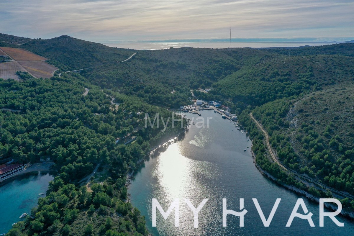 Terreno In vendita - SPLITSKO-DALMATINSKA HVAR