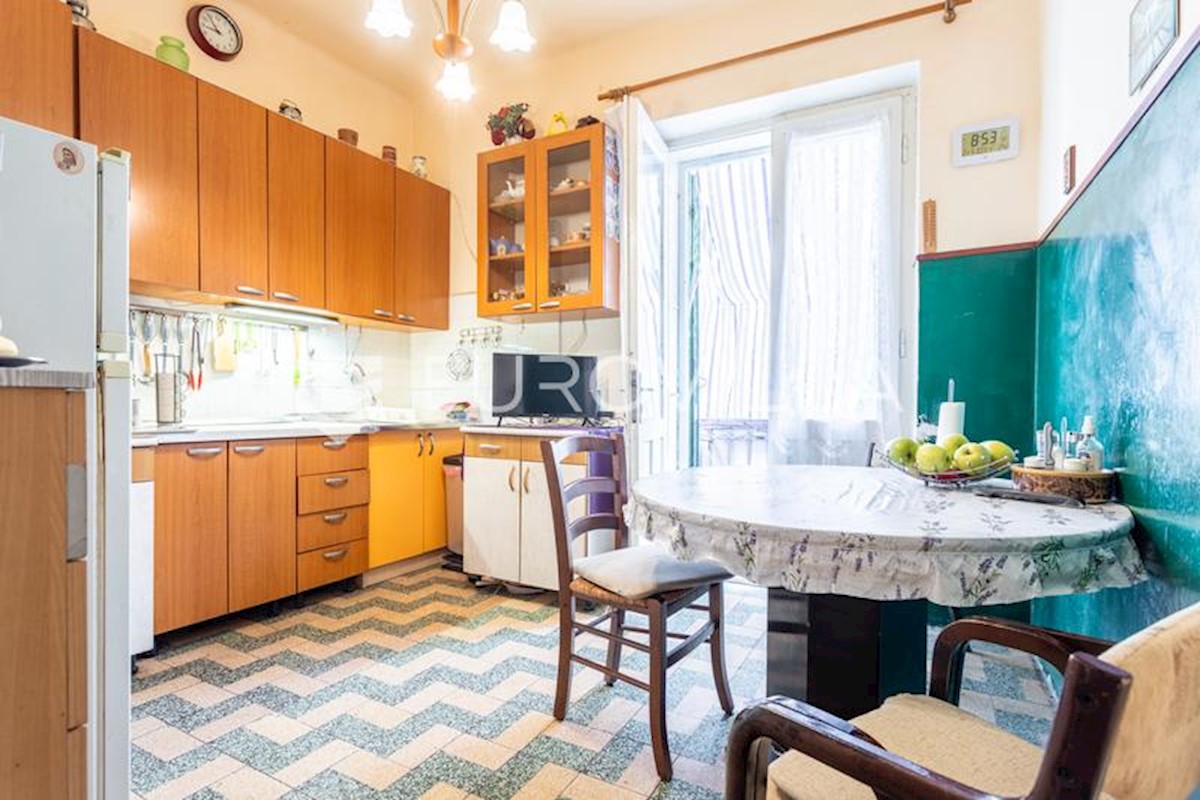 Apartmán Na predaj - SPLITSKO-DALMATINSKA SPLIT