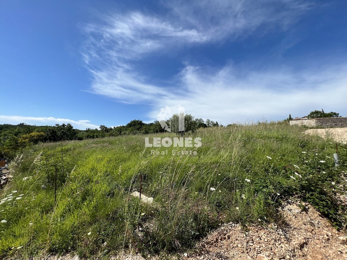 Land For sale - ISTARSKA NOVIGRAD