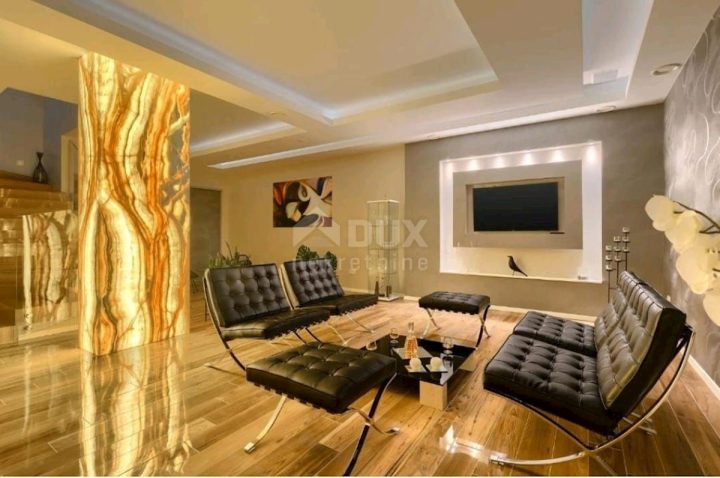 House for sale 240 m² – Rovinjsko Selo