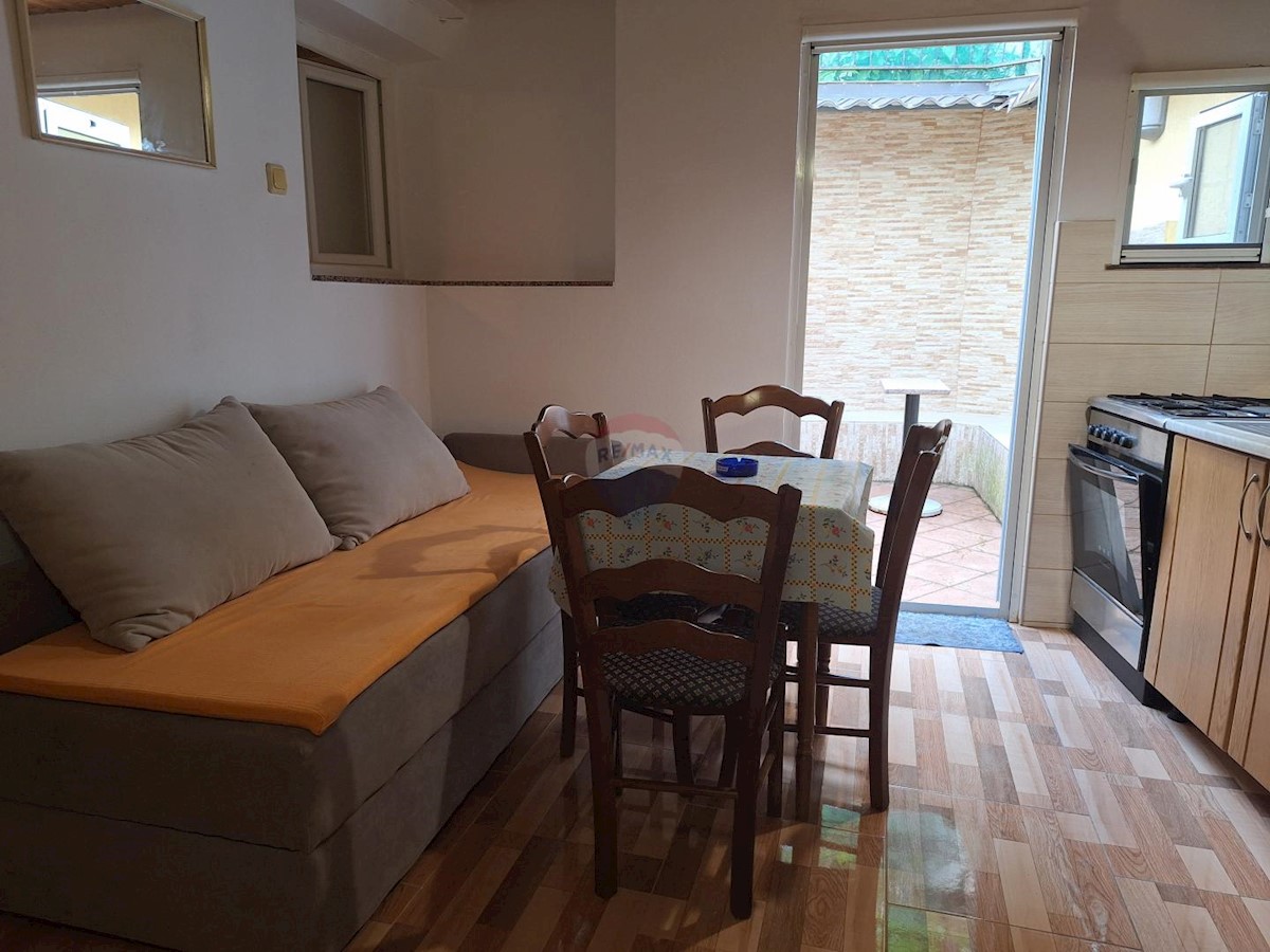 Apartma Na predaj - PRIMORSKO-GORANSKA CRIKVENICA