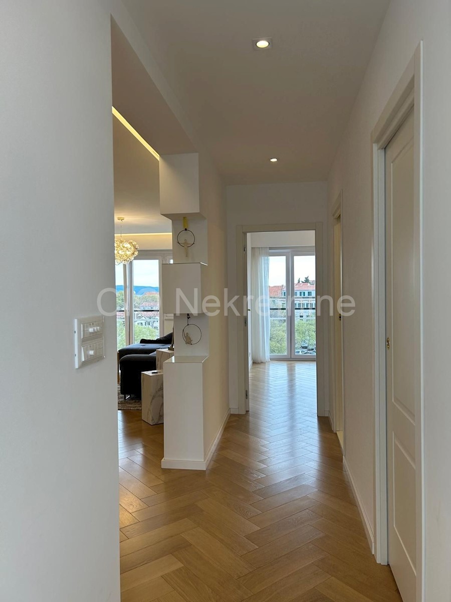 Apartment Zu verkaufen - SPLITSKO-DALMATINSKA SPLIT