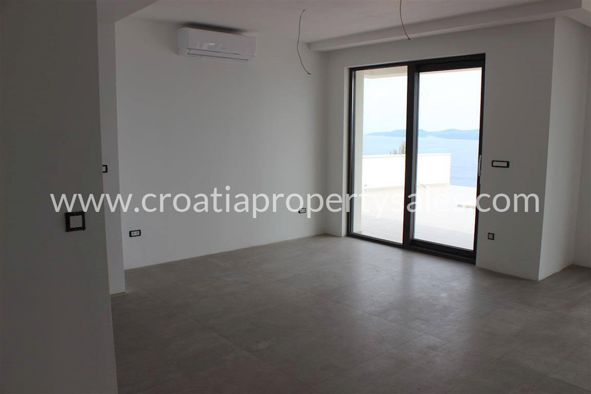 House For sale - SPLITSKO-DALMATINSKA OMIŠ