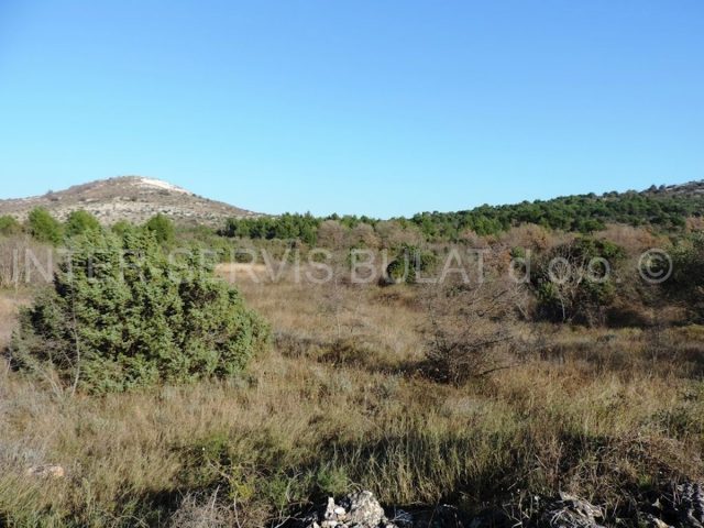 Działka na sprzedaż 3330 m² – Vodice
