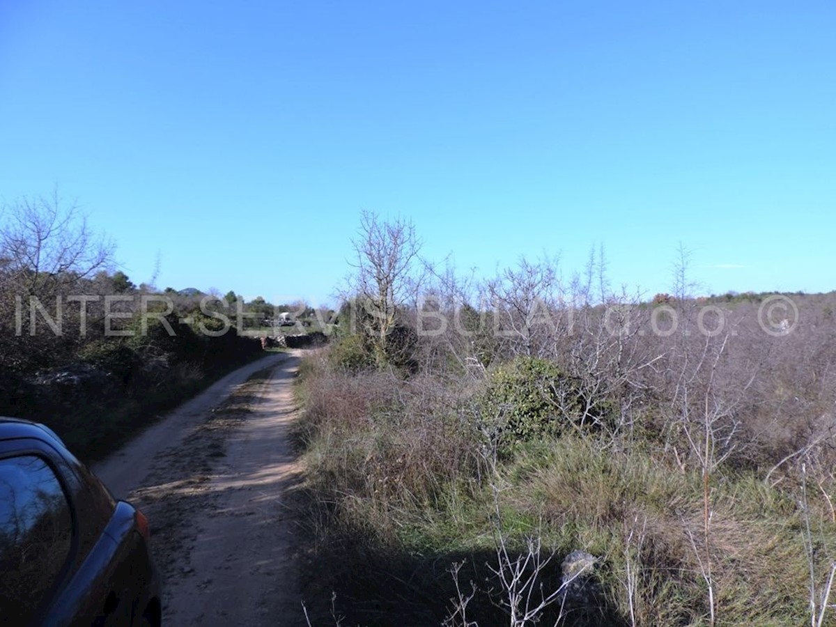 Land For sale - ŠIBENSKO-KNINSKA VODICE