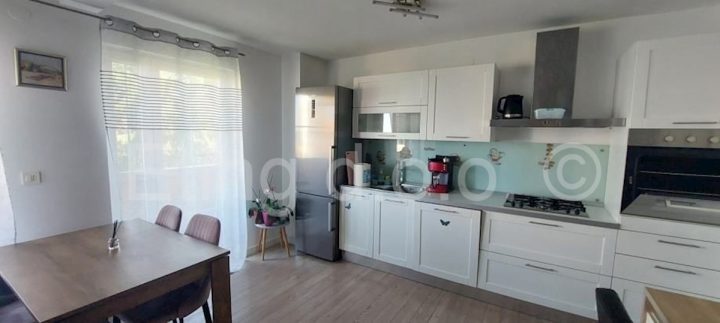 Mieszkanie na sprzedaż 74 m² – Rovinj