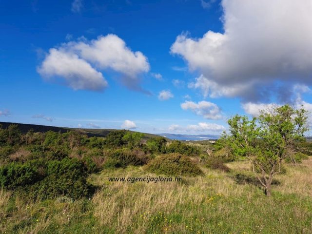 Terrain à vendre 660 m² – Debeljak