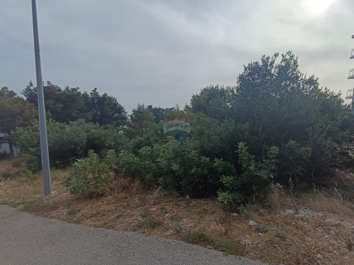 Land For sale - ŠIBENSKO-KNINSKA PRIMOŠTEN