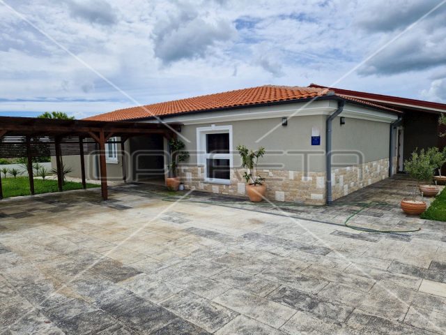 Hiša na predaj 250 m² – Svetvinčenat