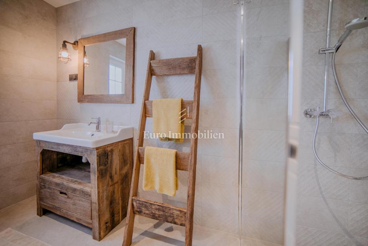 House For sale - PRIMORSKO-GORANSKA KRK