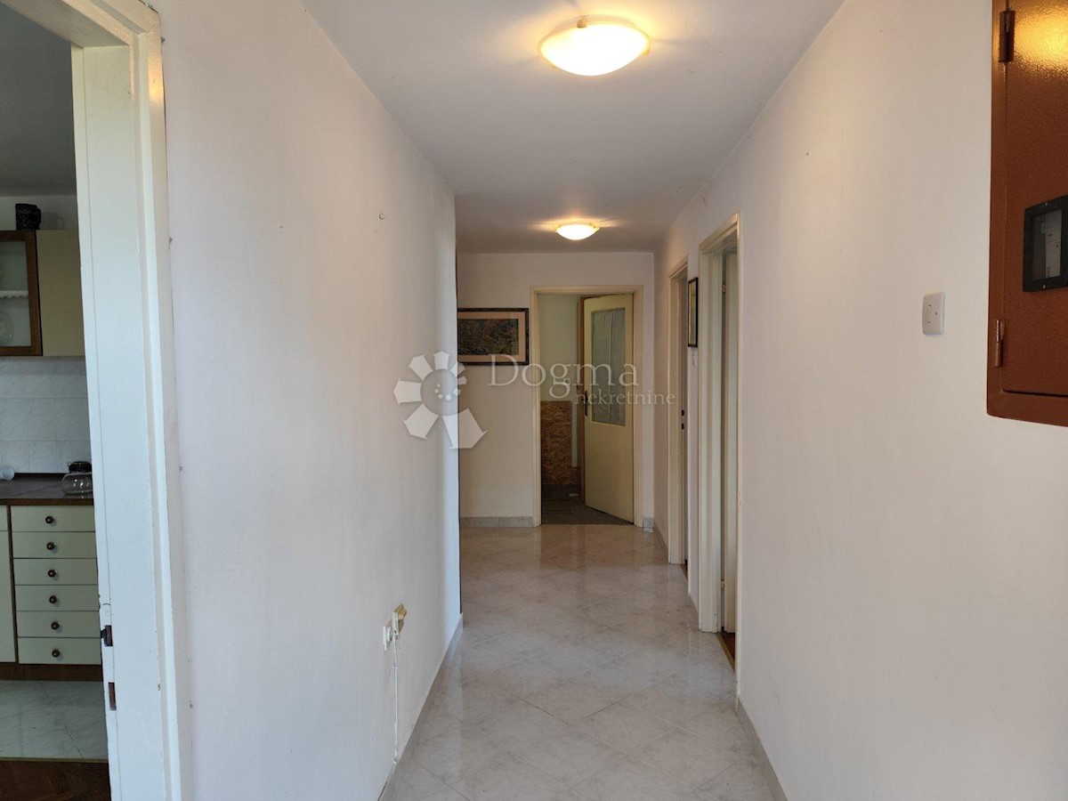 Flat For sale - PRIMORSKO-GORANSKA CRIKVENICA