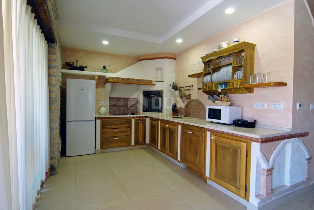 House For sale - ISTARSKA BARBAN