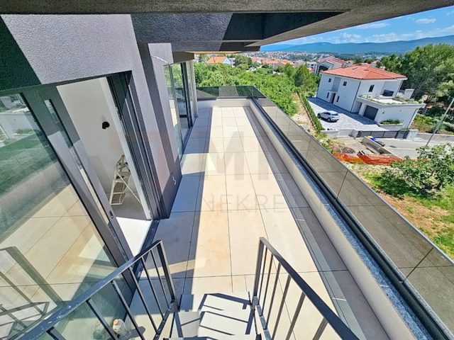 Apartmán Na predaj - Primorsko-goranska Krk - foto 2/16
