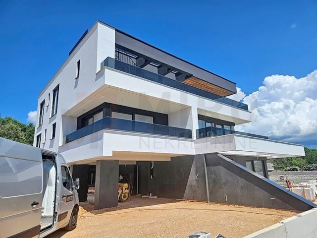 Apartmán Na predaj - Primorsko-goranska Krk - foto 4/16