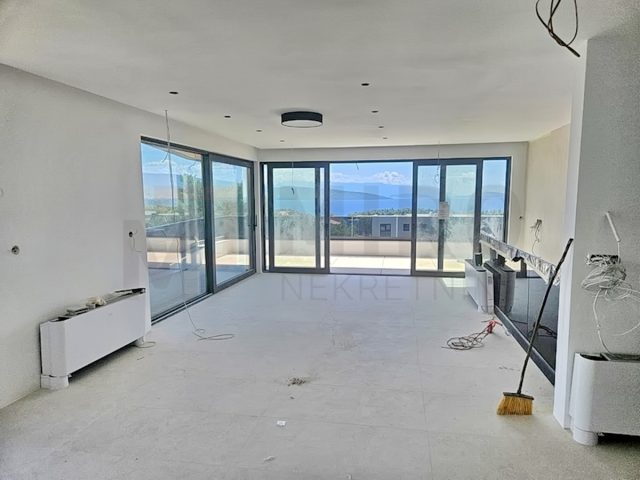 Apartmán Na predaj - Primorsko-goranska Krk - foto 5/16